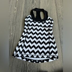 Lululemon Scoop Neck Tank in Arrow Chevron Polar Cream Black / Black